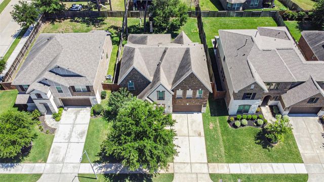 17120 Edge Branch Lane, Houston, TX 77044
