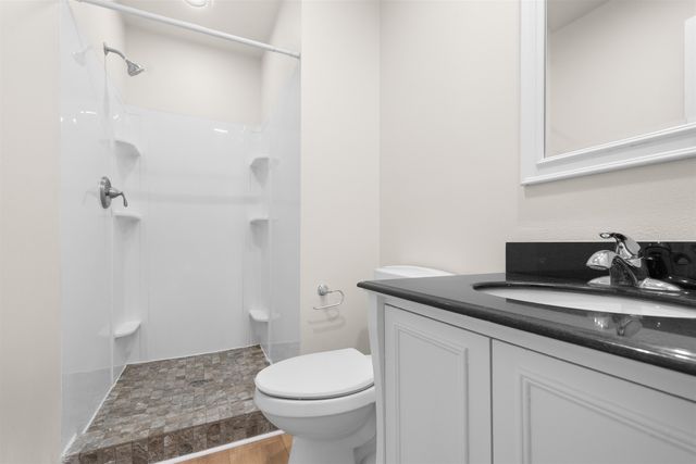 108 24th ST SW, Minot, ND 58701