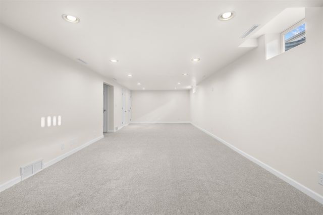 108 24th ST SW, Minot, ND 58701