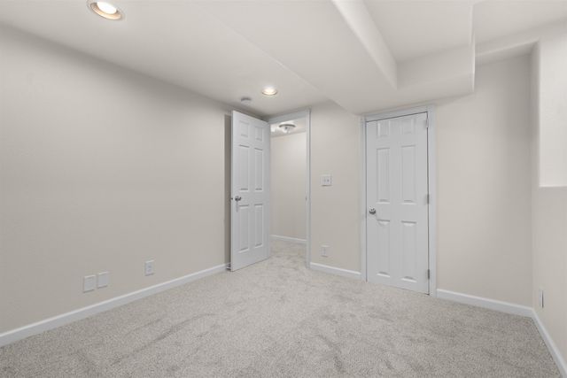 108 24th ST SW, Minot, ND 58701