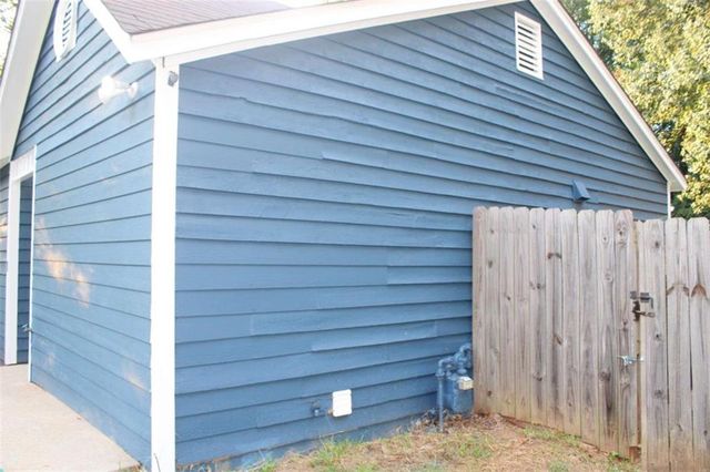 4668 Hairston Crossing Way, Stone Mountain, GA 30083