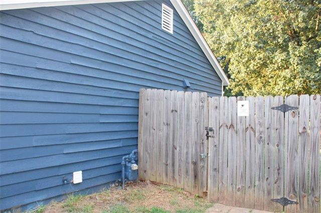4668 Hairston Crossing Way, Stone Mountain, GA 30083