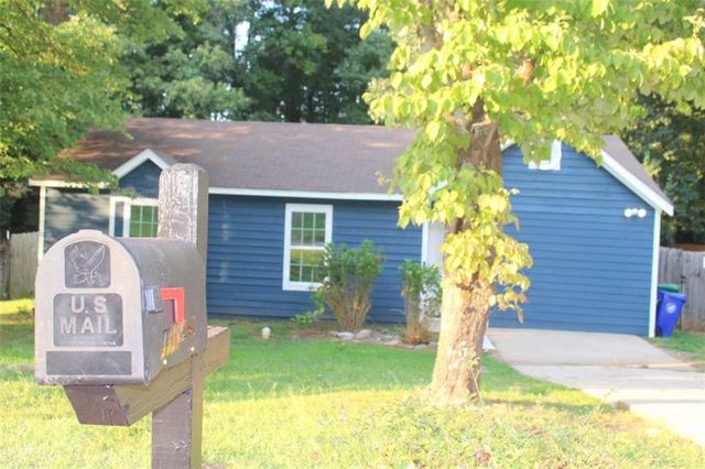 4668 Hairston Crossing Way, Stone Mountain, GA 30083