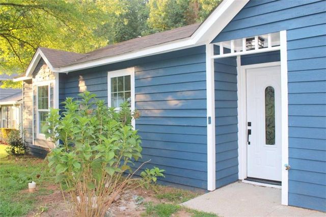 4668 Hairston Crossing Way, Stone Mountain, GA 30083