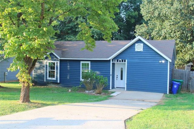 4668 Hairston Crossing Way, Stone Mountain, GA 30083