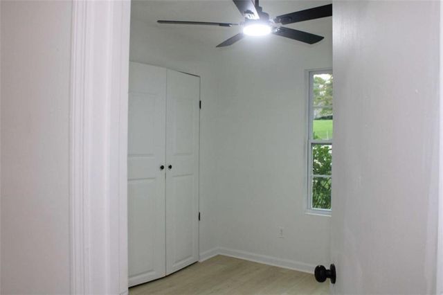 4668 Hairston Crossing Way, Stone Mountain, GA 30083