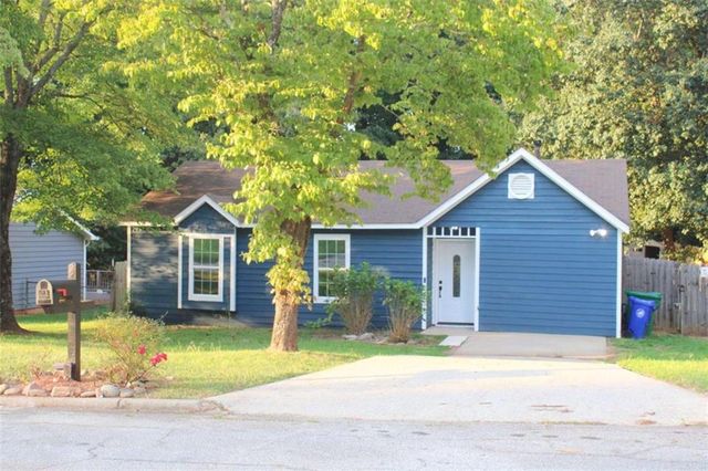 4668 Hairston Crossing Way, Stone Mountain, GA 30083