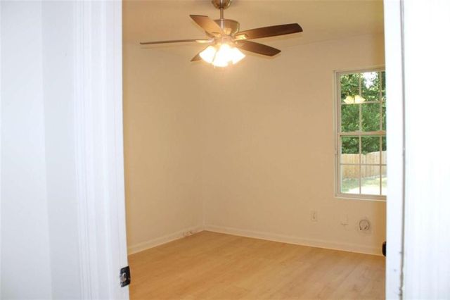 4668 Hairston Crossing Way, Stone Mountain, GA 30083