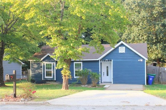 4668 Hairston Crossing Way, Stone Mountain, GA 30083