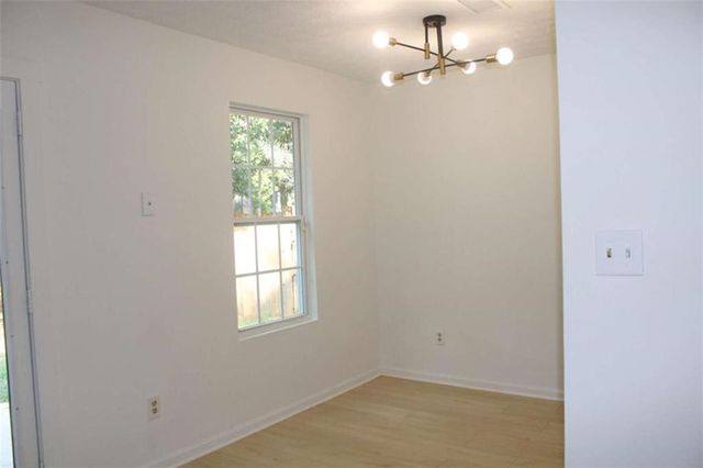 4668 Hairston Crossing Way, Stone Mountain, GA 30083