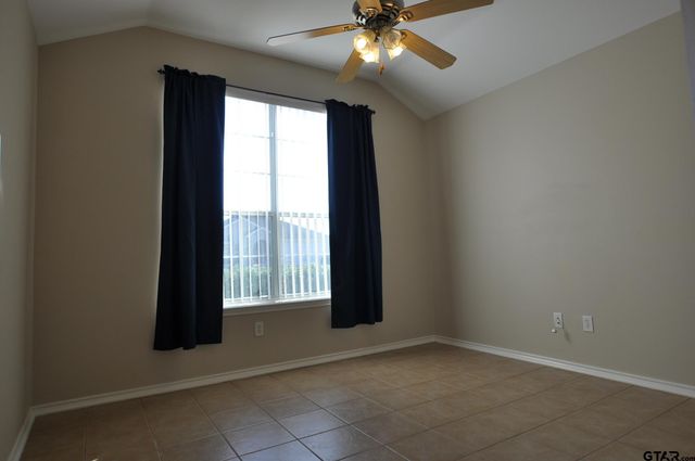 6932 La Hacienda, Flint, TX 75762