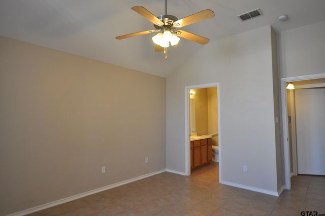 6932 La Hacienda, Flint, TX 75762