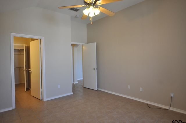 6932 La Hacienda, Flint, TX 75762