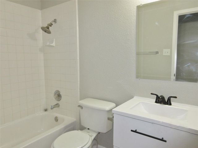 115 Rei Tang LOOP, Kyle, TX 78640