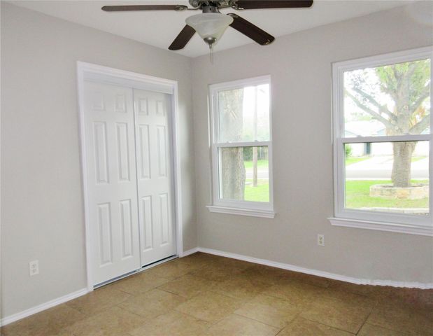 115 Rei Tang LOOP, Kyle, TX 78640