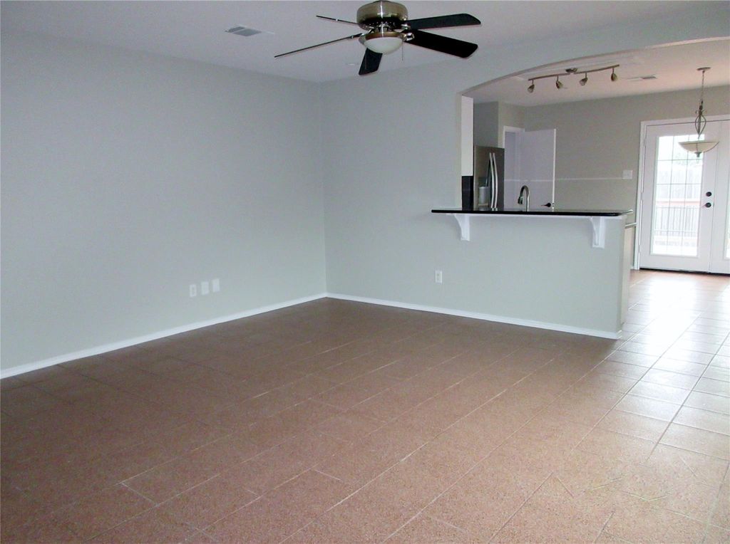 115 Rei Tang LOOP, Kyle, TX 78640