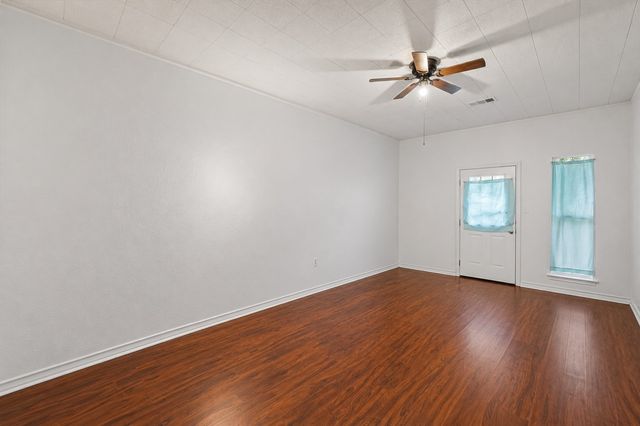302 S 38th Street, Corsicana, TX 75110