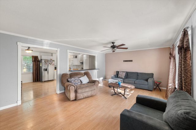 302 S 38th Street, Corsicana, TX 75110