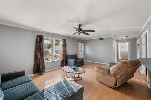 302 S 38th Street, Corsicana, TX 75110