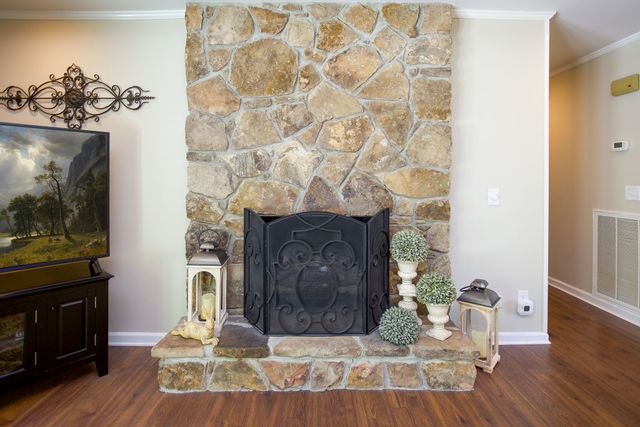 1747 Allen Ferry Rd, Smithville, TN 37166