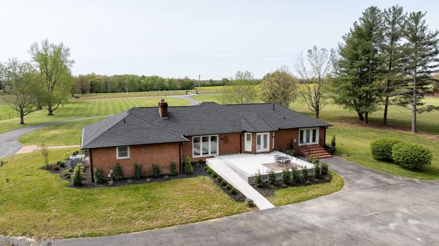 1747 Allen Ferry Rd, Smithville, TN 37166