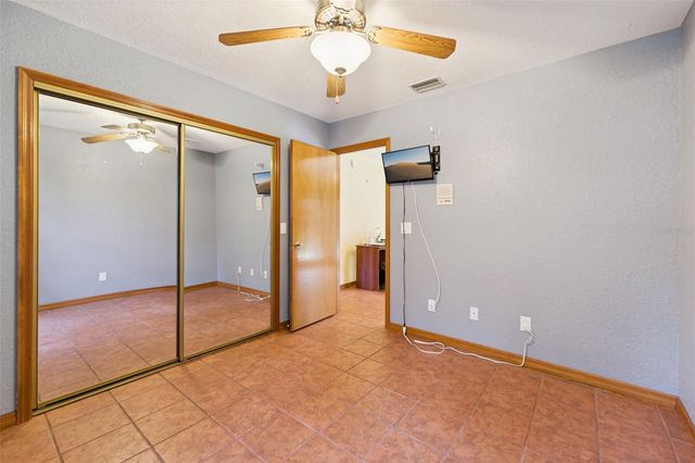 1041 COUNTRY LAKE CIRCLE, Lake Wales, FL 33898