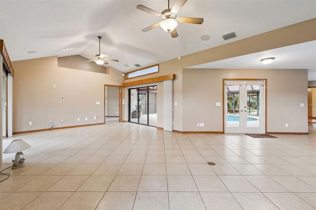 1041 COUNTRY LAKE CIRCLE, Lake Wales, FL 33898