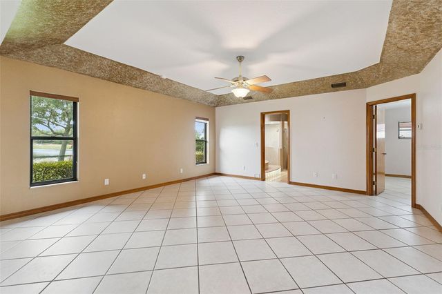 1041 COUNTRY LAKE CIRCLE, Lake Wales, FL 33898