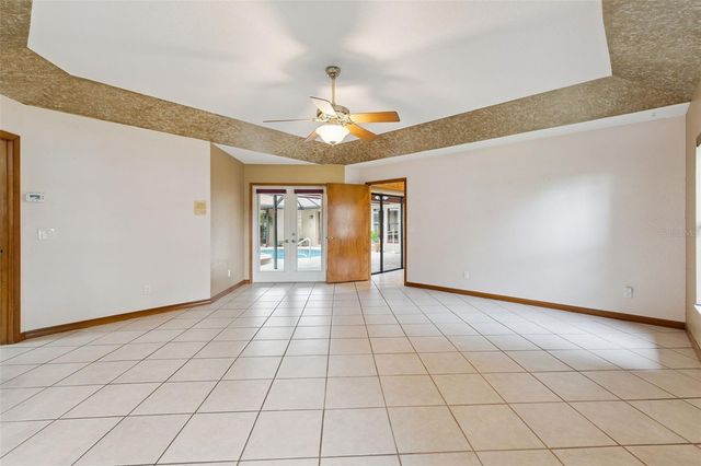 1041 COUNTRY LAKE CIRCLE, Lake Wales, FL 33898