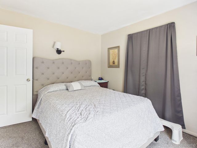 4411 Huckleberry Circle, Deerfield Township, MI 48421