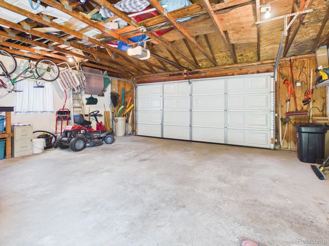 4411 Huckleberry Circle, Deerfield Township, MI 48421