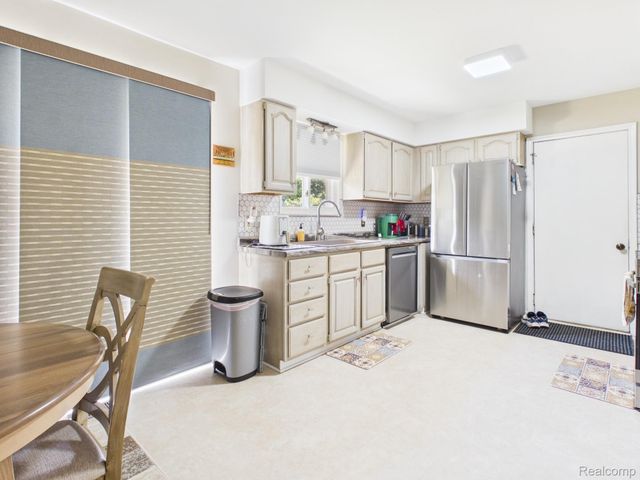 4411 Huckleberry Circle, Deerfield Township, MI 48421