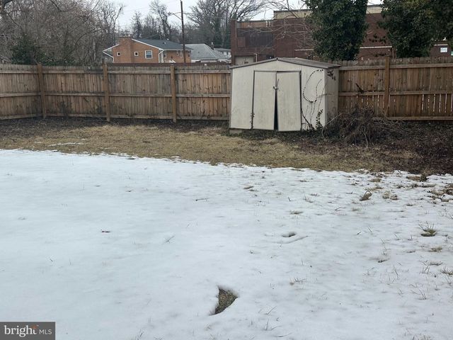 5904 K ST, Capitol Heights, MD 20743