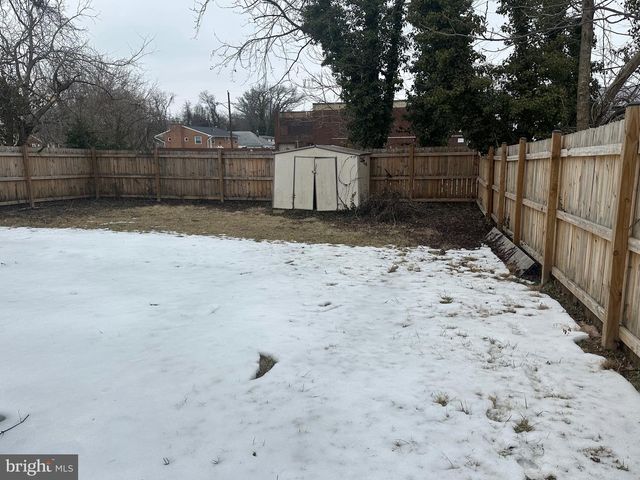 5904 K ST, Capitol Heights, MD 20743