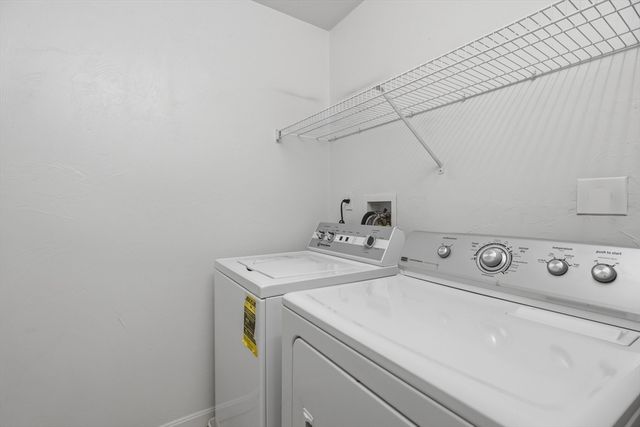 1 Lenox St 304, Norwood, MA 02062