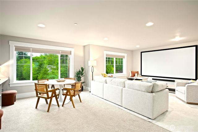 2623 242 Avenue SE, Sammamish, WA 98075