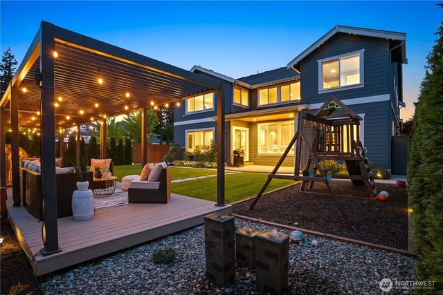 2623 242 Avenue SE, Sammamish, WA 98075