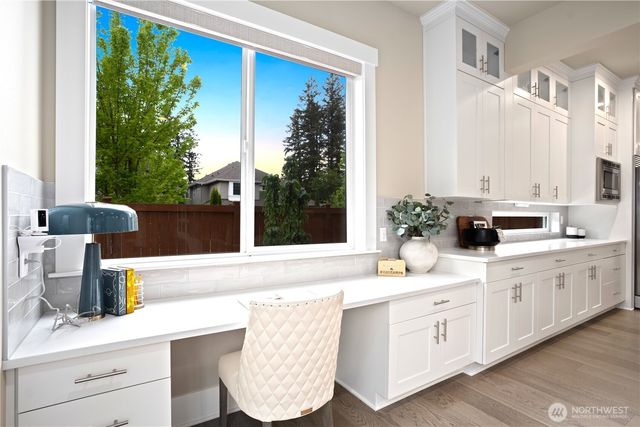 2623 242 Avenue SE, Sammamish, WA 98075