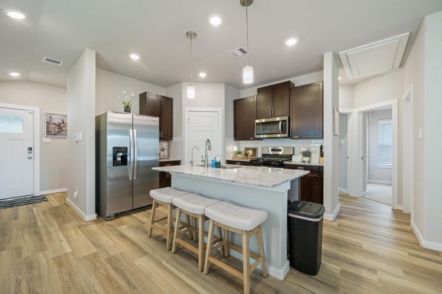 347 Willow Sage Ct, Montgomery, TX 77316