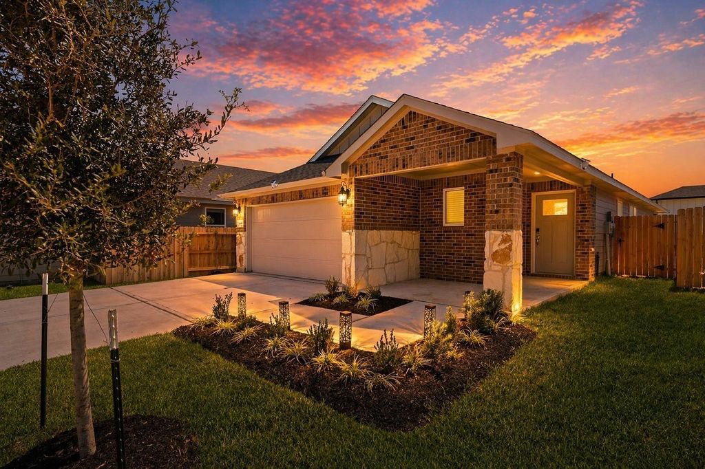 347 Willow Sage Ct, Montgomery, TX 77316