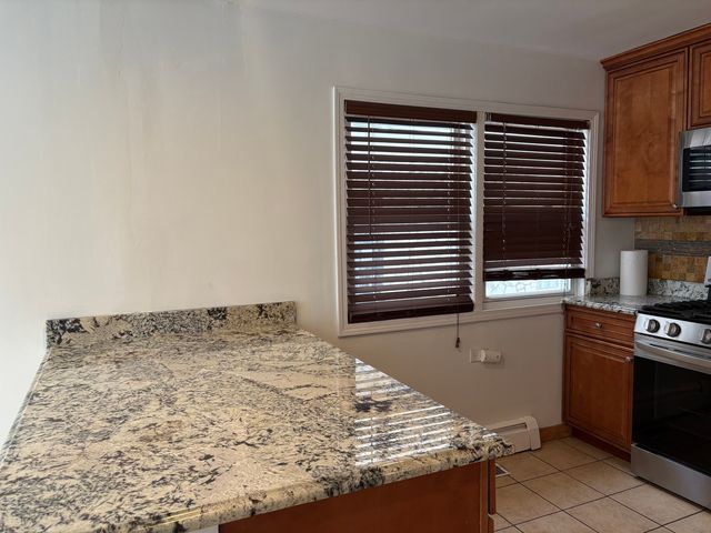 751 N Northwest Highway, Park Ridge, IL 60068