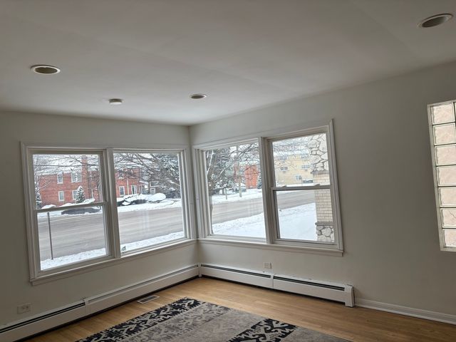 751 N Northwest Highway, Park Ridge, IL 60068