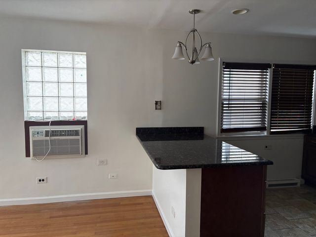 751 N Northwest Highway, Park Ridge, IL 60068