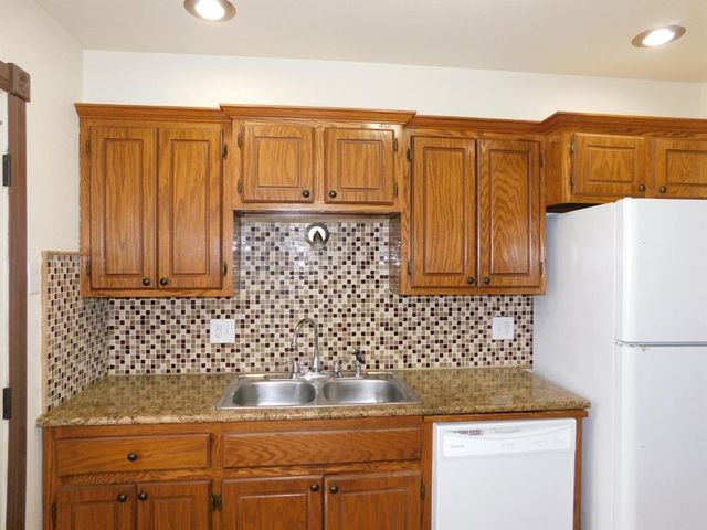 4813 Woodview Drive, Del City, OK 73115