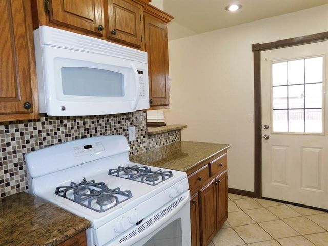 4813 Woodview Drive, Del City, OK 73115