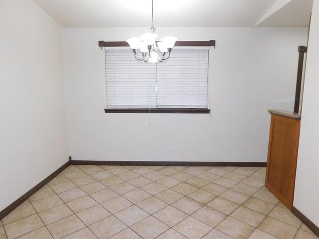 4813 Woodview Drive, Del City, OK 73115