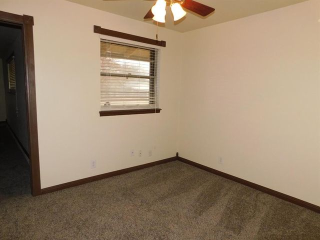 4813 Woodview Drive, Del City, OK 73115