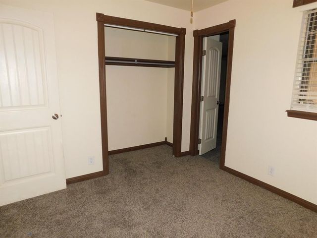 4813 Woodview Drive, Del City, OK 73115