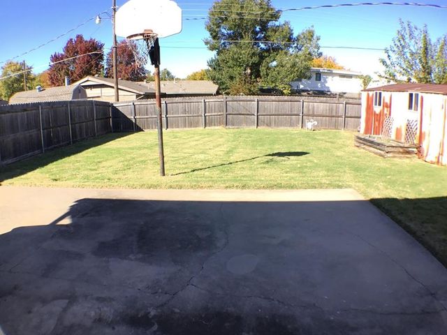 4813 Woodview Drive, Del City, OK 73115