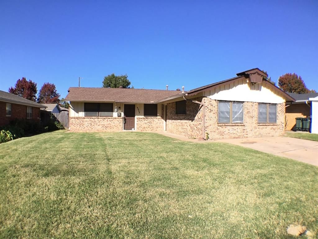 4813 Woodview Drive, Del City, OK 73115